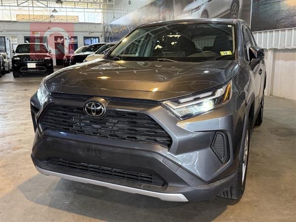 Toyota for sale in Iraq